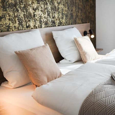 Gaestehaus Wuerzburg 24H Estenfeld ภายนอก รูปภาพ