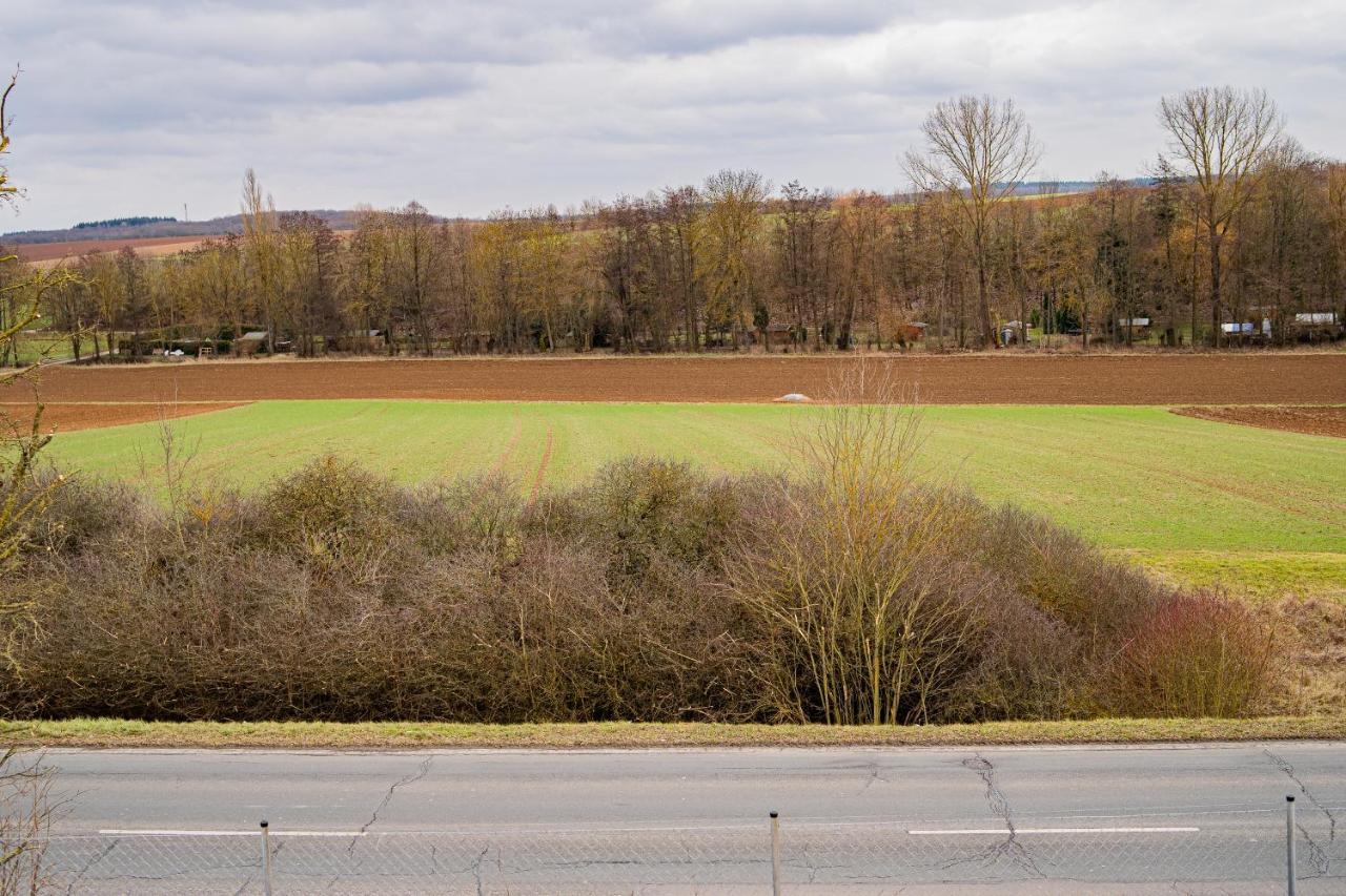 Gaestehaus Wuerzburg 24H Estenfeld ภายนอก รูปภาพ