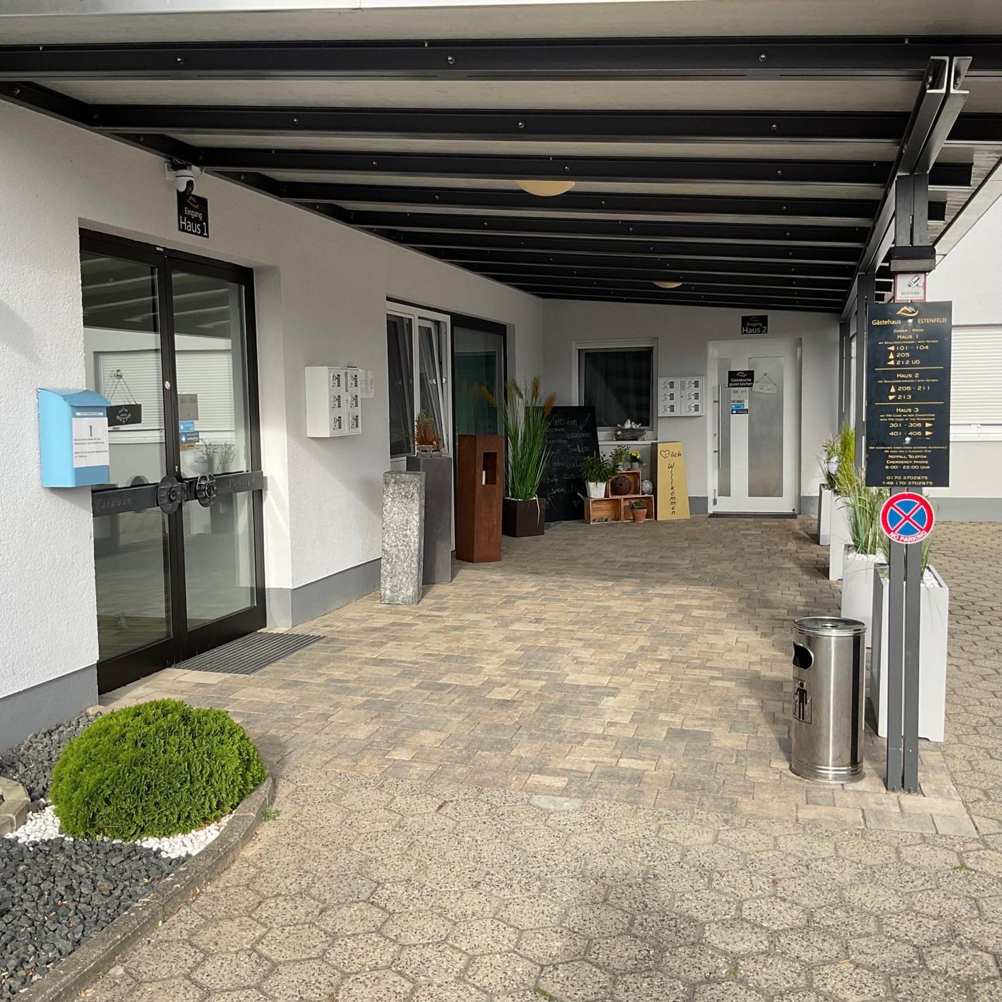 Gaestehaus Wuerzburg 24H Estenfeld ภายนอก รูปภาพ